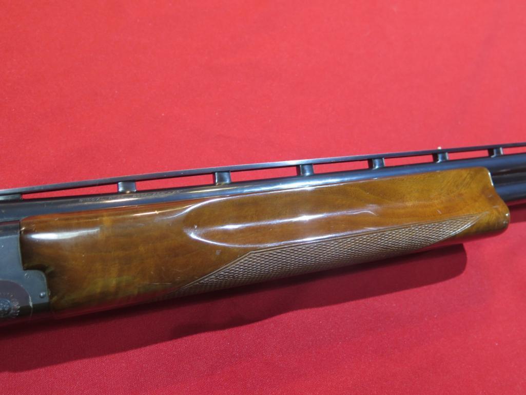 Browning Citori 20ga over/under, vented ribbed barrel, choke tubes & extras