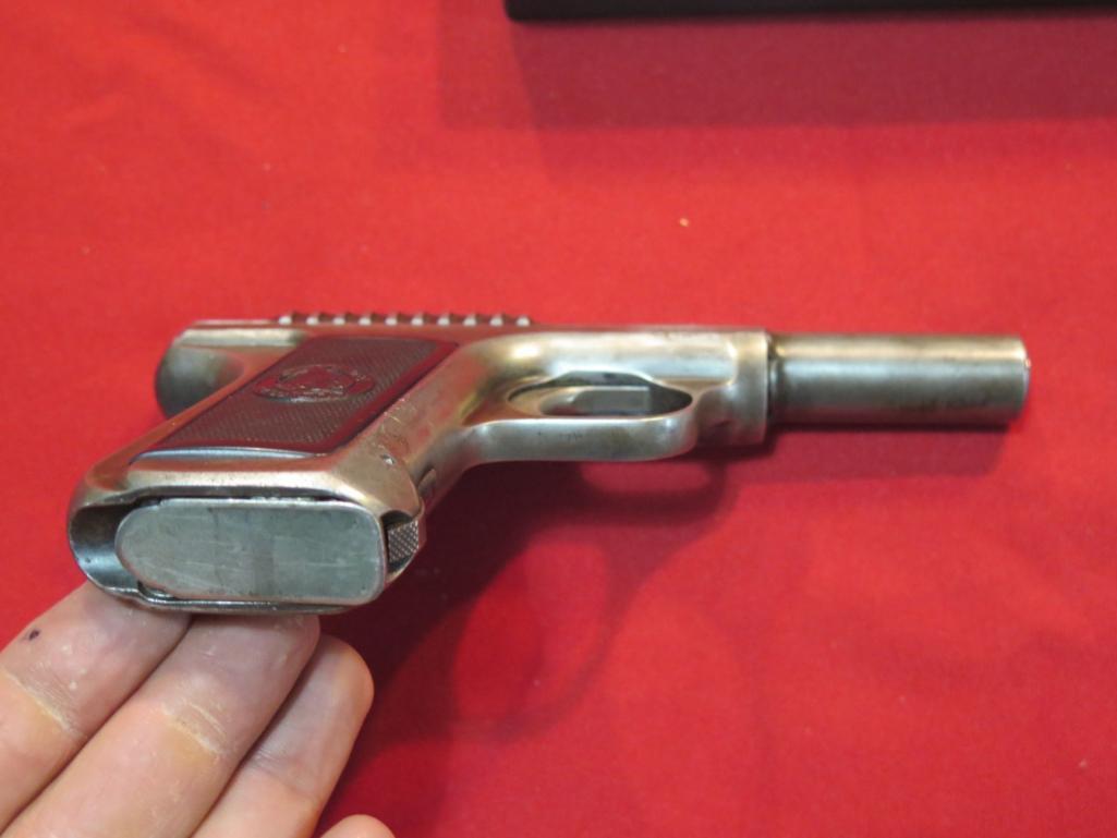 Savage Auto model 1917 32acp semi auto pistol, extra mag, reproduction box
