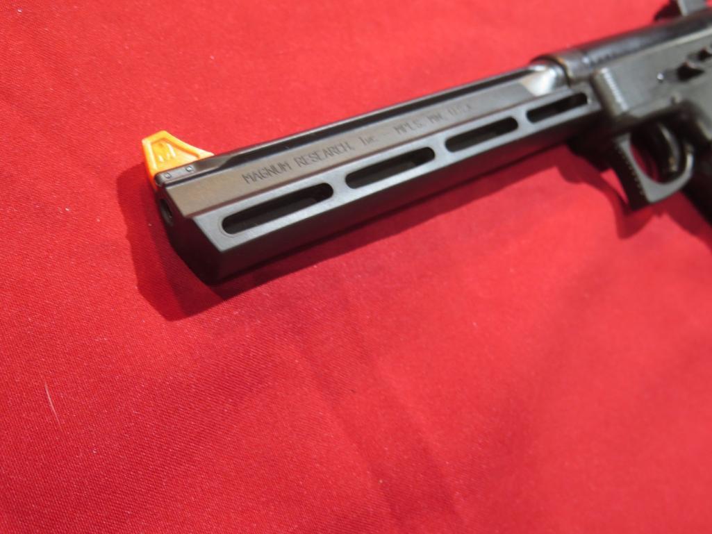 Magnum Research MT Eagle .22LR semi auto pistol, extra clip, soft case , ta