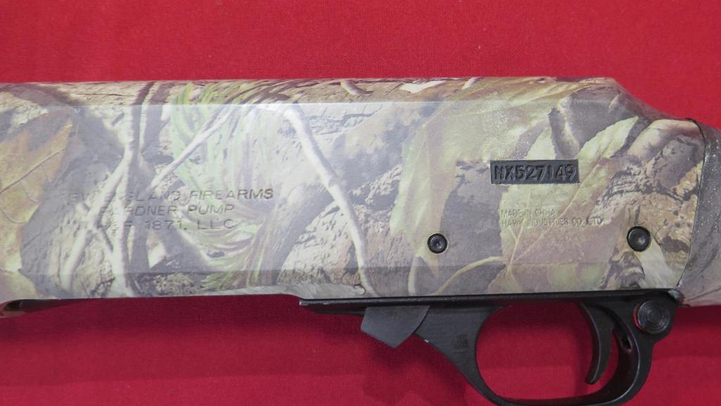 Harrington & Richardson 1871 Pardner 12ga 3" slide action, 28" barrel, camo