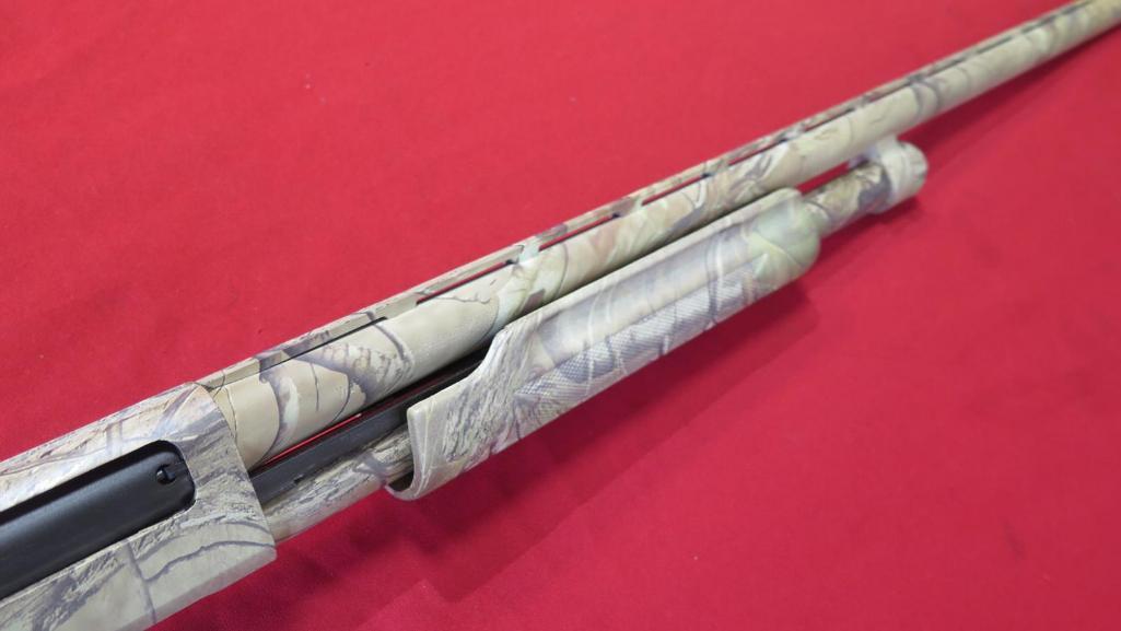 Harrington & Richardson 1871 Pardner 12ga 3" slide action, 28" barrel, camo