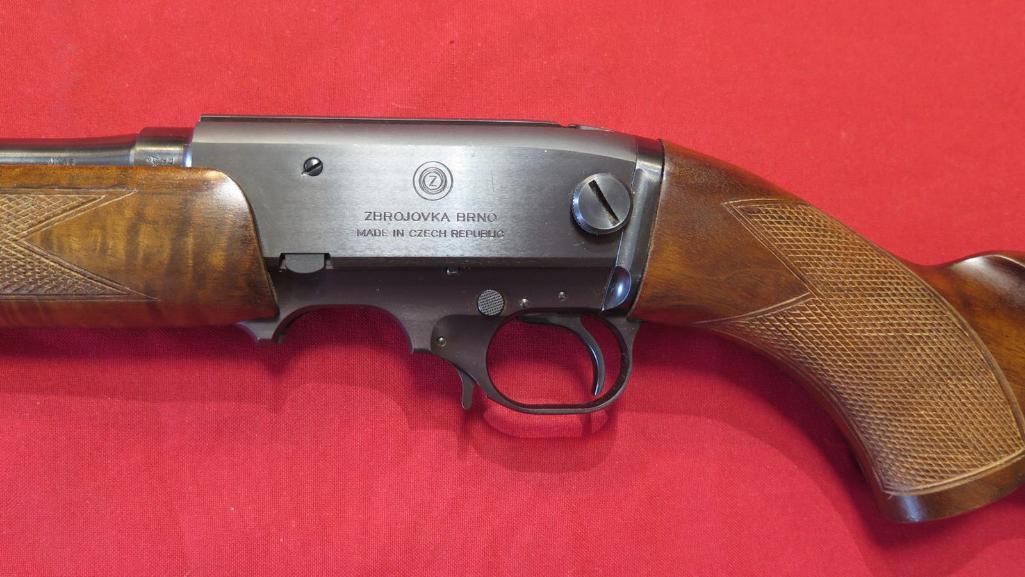 BRNO ZKM-611 .22wrm semi auto, rare, scope rings, hard case , tag#7586