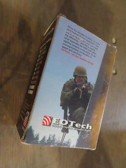 EOTech Holographic Sight, 552-A65~1837