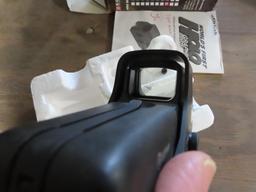 EOTech Holographic Sight, 552-A65~1837