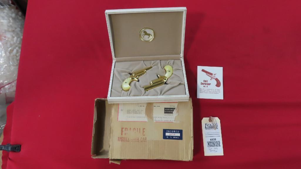 Colt Lady Set .22 derringer with box,one grip has chip in handle~6939