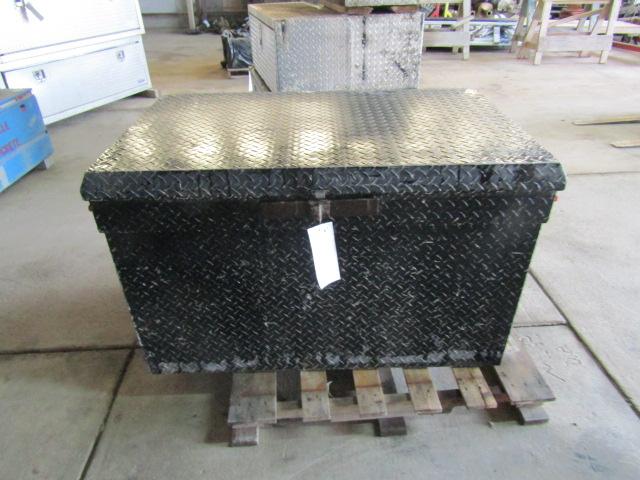 4' Diamond Plate Storage Box