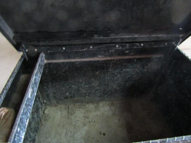 4' Diamond Plate Storage Box