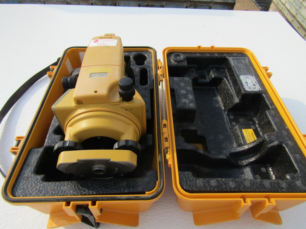 Topcon DT-104 Laser Serial #JK7661