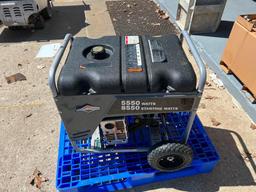 Briggs & Stratton Portable Generator, 5550 Watts & 8550 Starting Watts, Model 030235, Serial