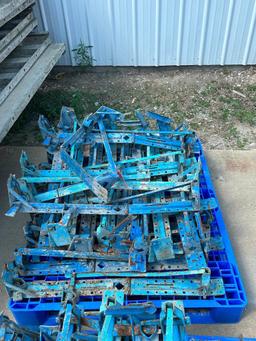 (25) adjustable kicker braces, located in Mt. Pleasant, IA.