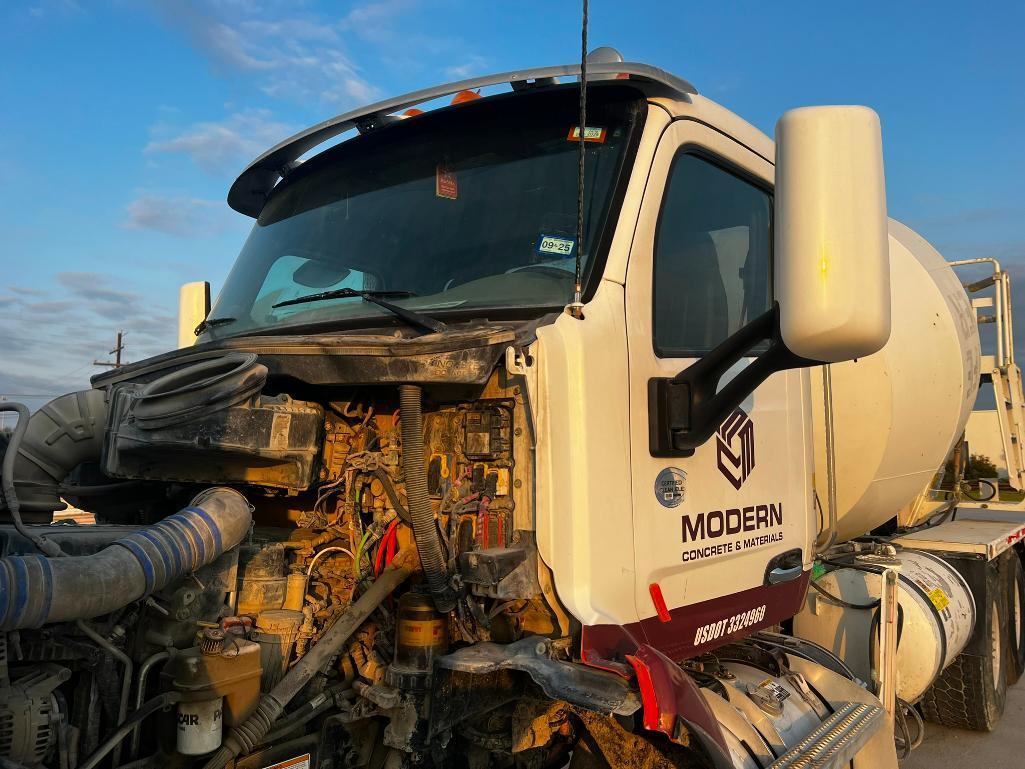 2017 Peterbilt 567 6X4 Concrete Mixer Truck