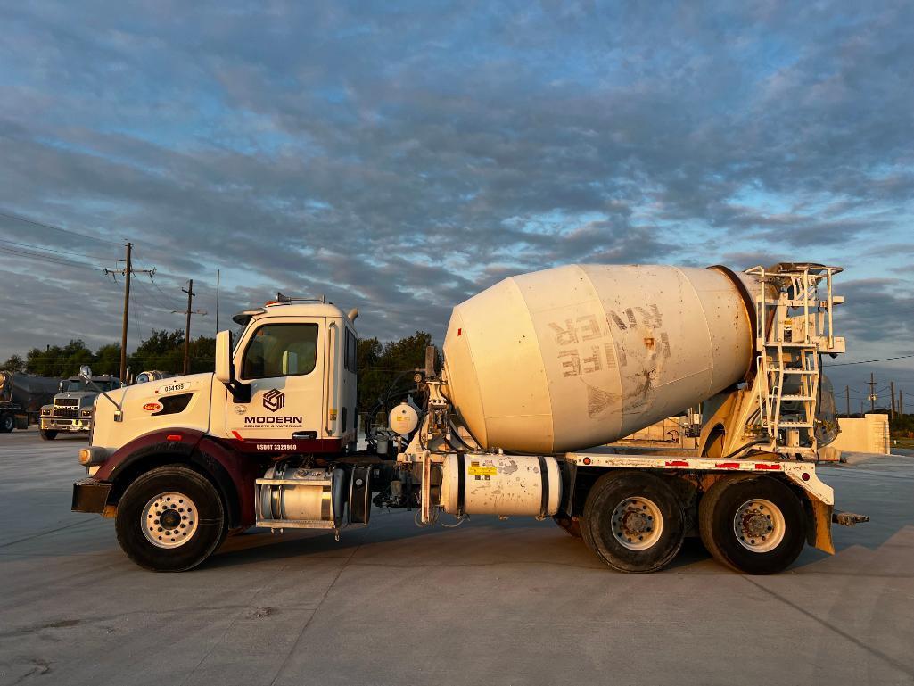2017 Peterbilt 567 6X4 Concrete Mixer Truck