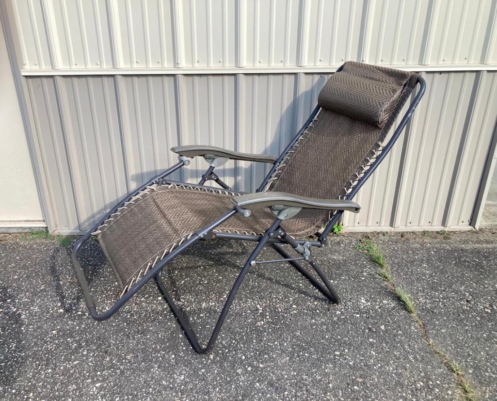 RECLINING CHASE LOUNGE... - NO SHIPPING AVAILABLE -