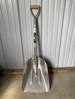 ALUMINUM SCOOP SHOVEL... ...- NO SHIPPING AVAILABLE -