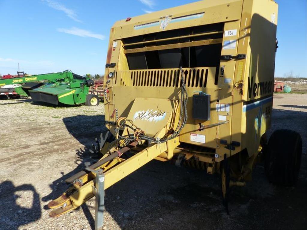 VERMEER 555 ROUND BALER