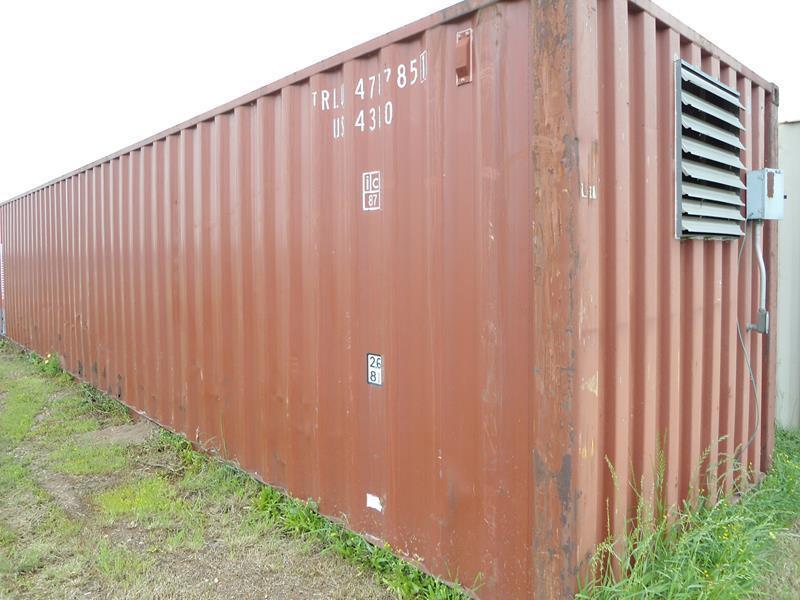 40' SHIPPING/STORAGE CONTAINER