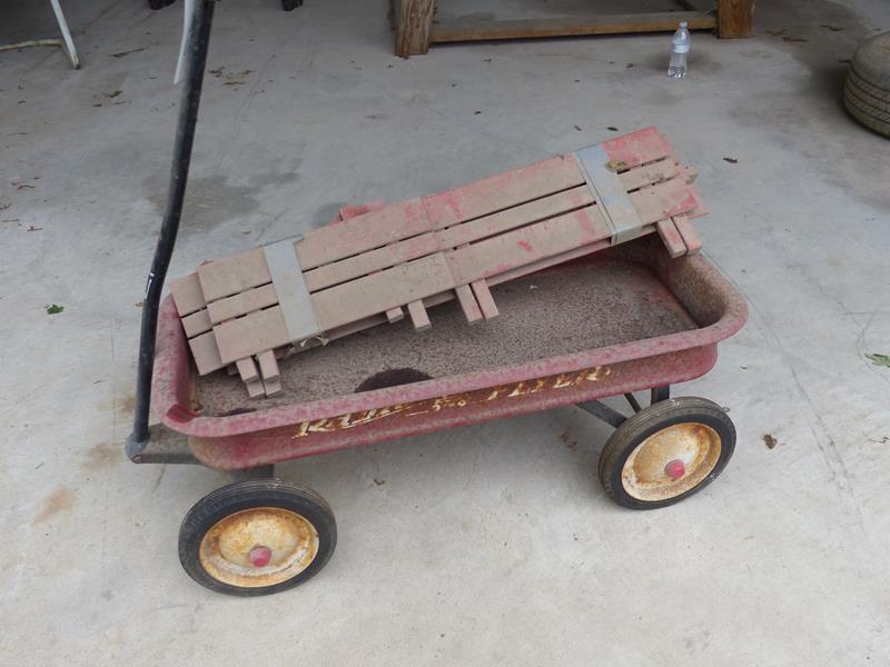 RADIO FLYER WAGON