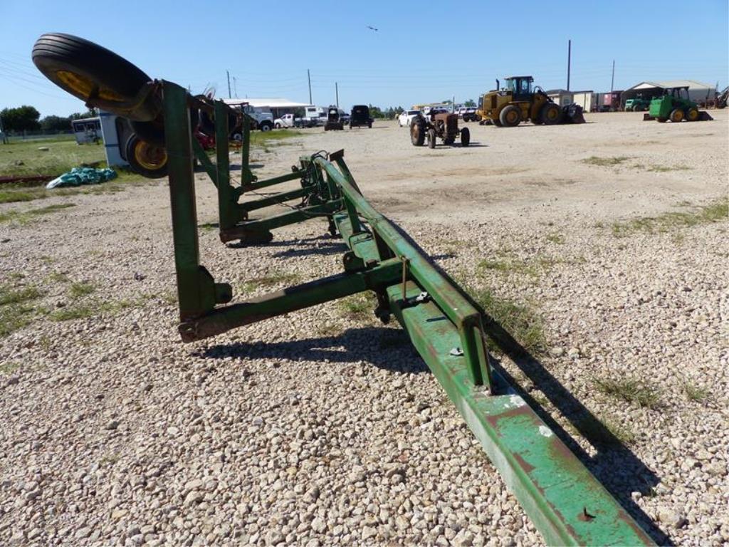 JOHN DEERE 7300 40 FT TOOL BAR