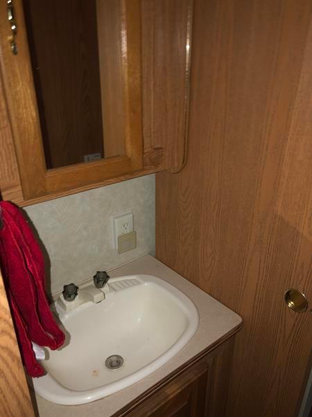 2004 SALEM BY FOREST RIVER 30' FIFTH WHEEL CAMPER