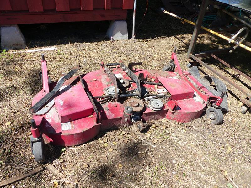 MAHINDRA MAX26XL HST TRACTOR W/FE LOADER