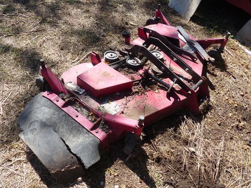 MAHINDRA MAX26XL HST TRACTOR W/FE LOADER
