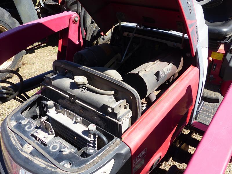 MAHINDRA MAX26XL HST TRACTOR W/FE LOADER