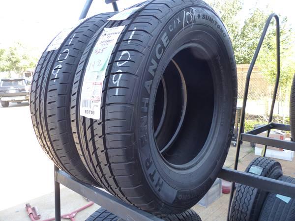 2 SUMITONO HCR ENHANCE 265/65R17 TIRES