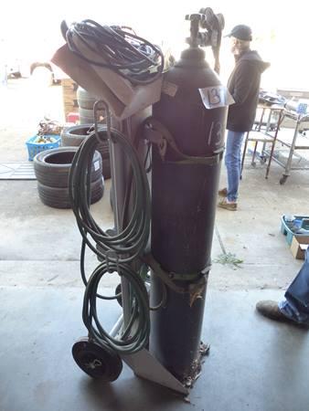 NITROGEN TIRE INFLATION SYSTEM TANK