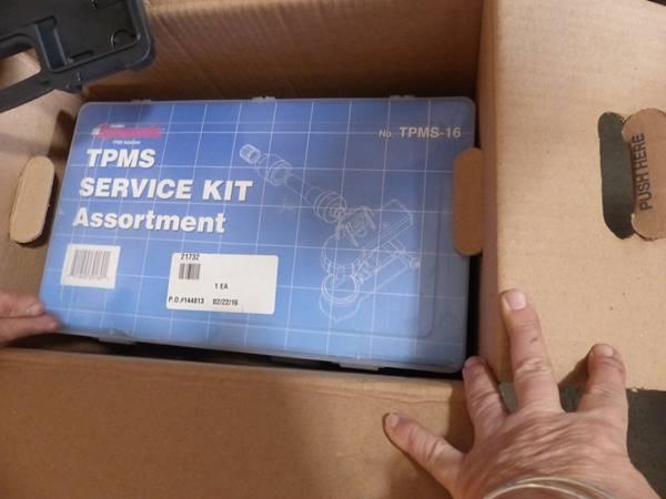 BULBS, HOSES, AIR HOSES, MISC TESTER PARTS &