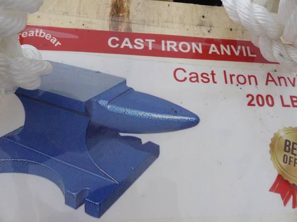 GREATBEAR CAST IRON ANVIL 200 LBS