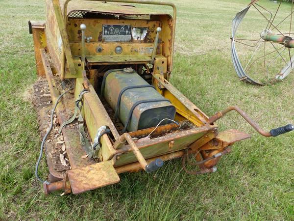 CASE DAVIS TASK FORCE 300 TRENCHER