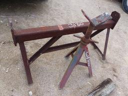 55" HD SAWHORSE W/PIPE STAND