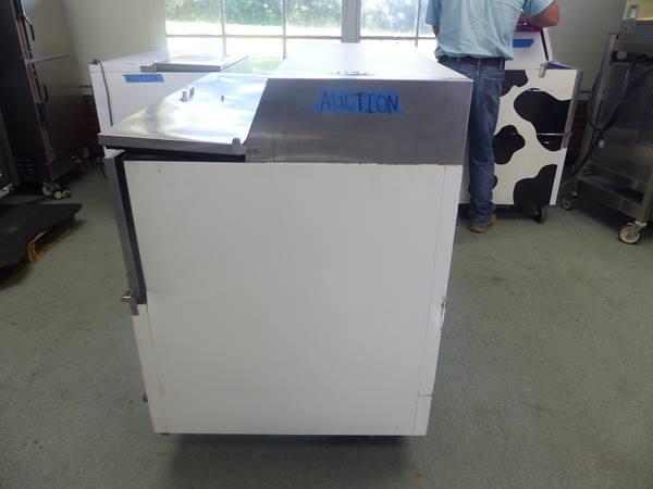 TRUE SHORT COOLER FREEZER