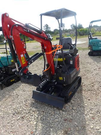 AGT MINI EXCAVATOR MX15RX