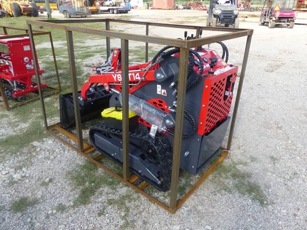 AGT MINI SKID STEER  YSRT14