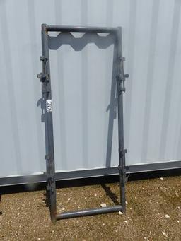 PRIEFERT 3 WAY RACK FOR HEAD GATE