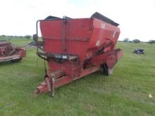 OSWALT BUTLER 320 MIXER WAGON