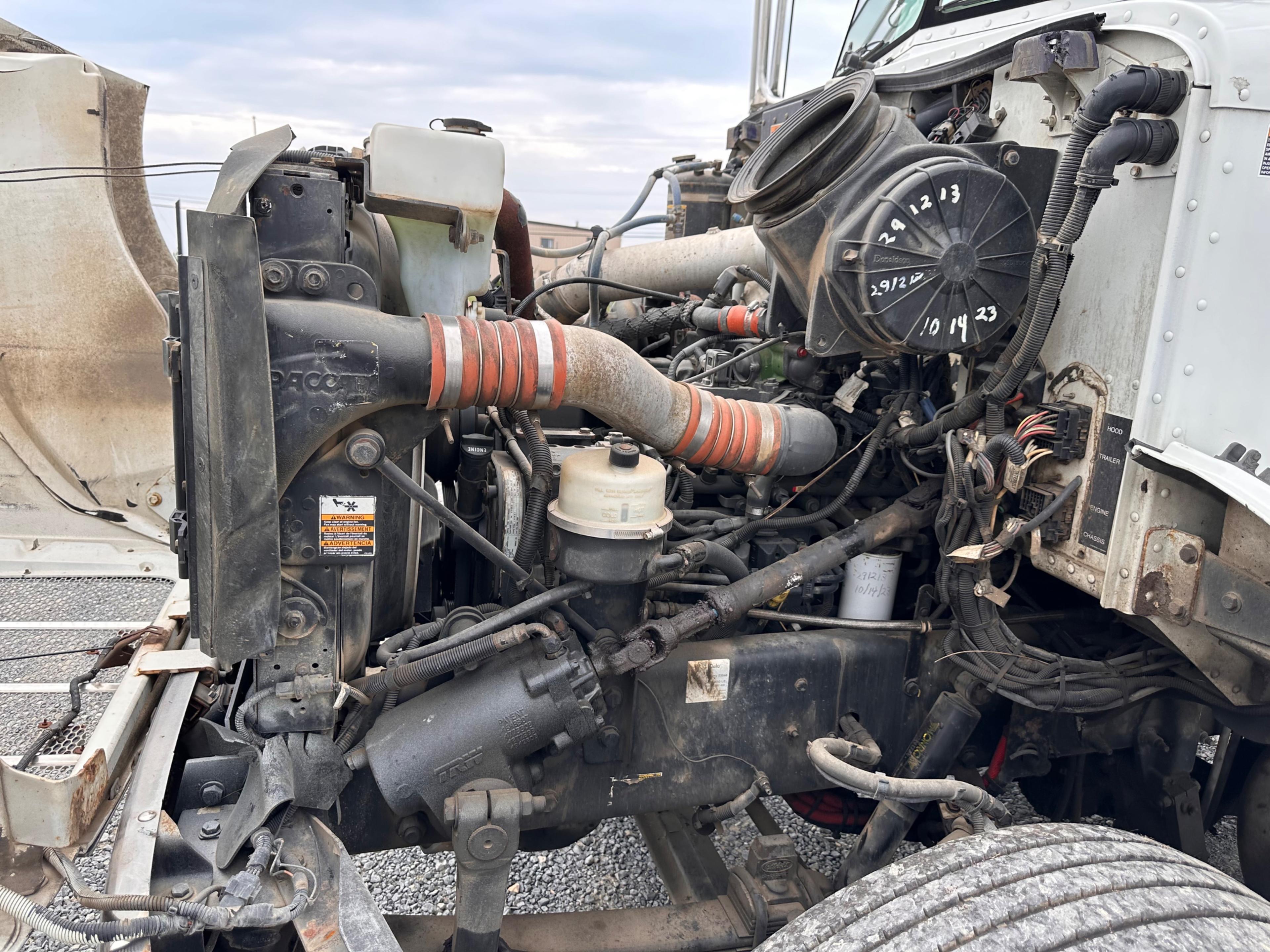 2009 Peterbilt 335 Service Truck