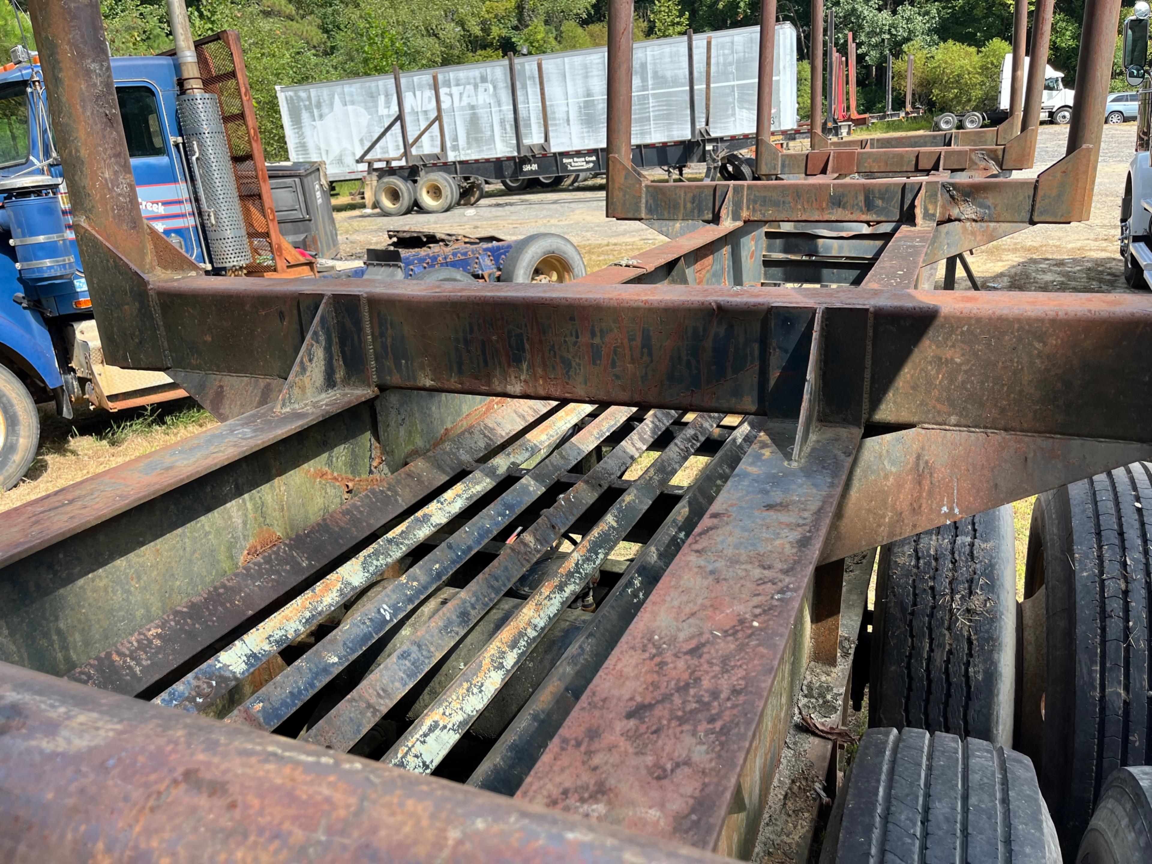 1996 Clark Log Trailer