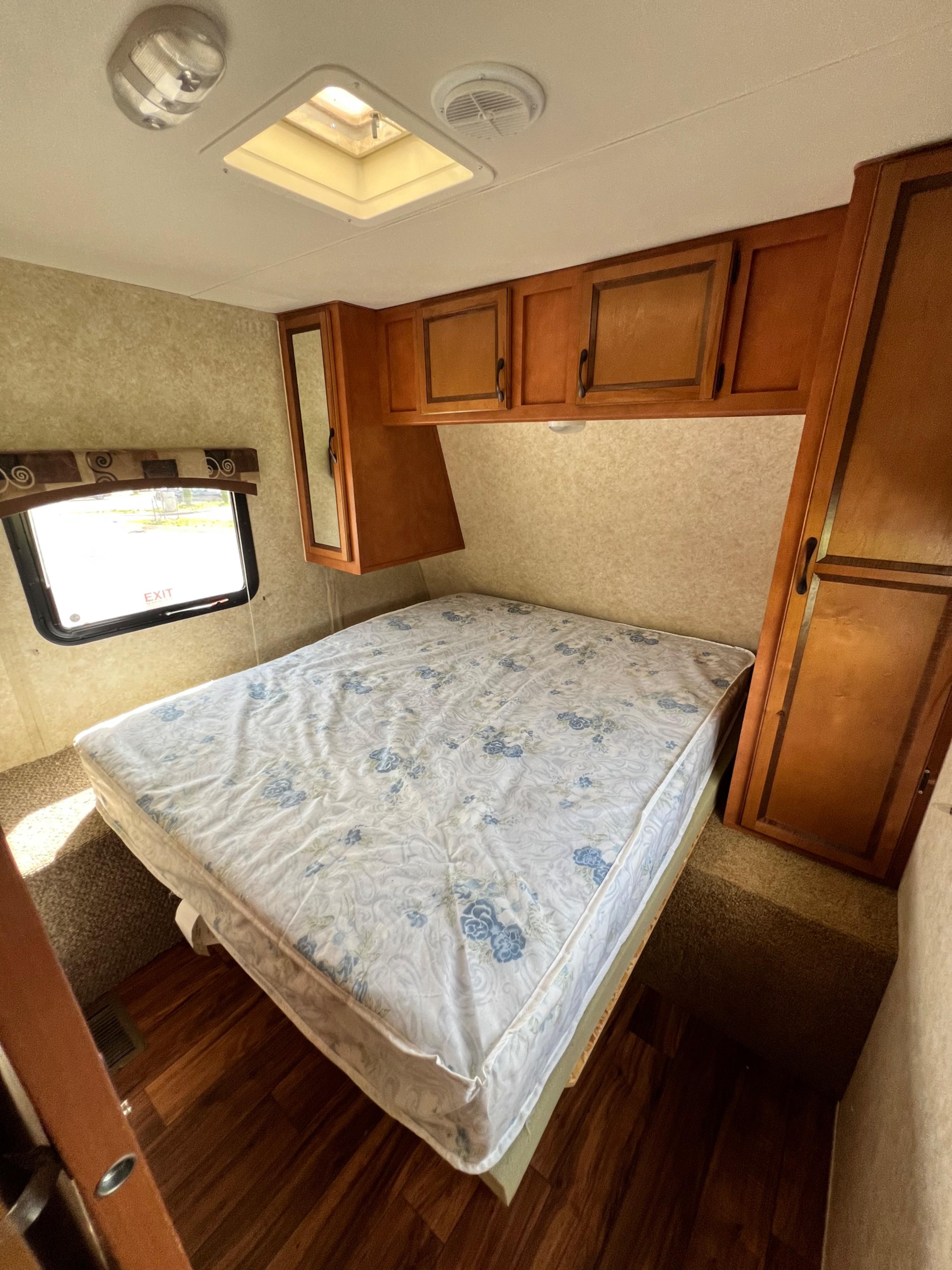 2013 Gulf Stream Track & Trail 27 RTH Trailer