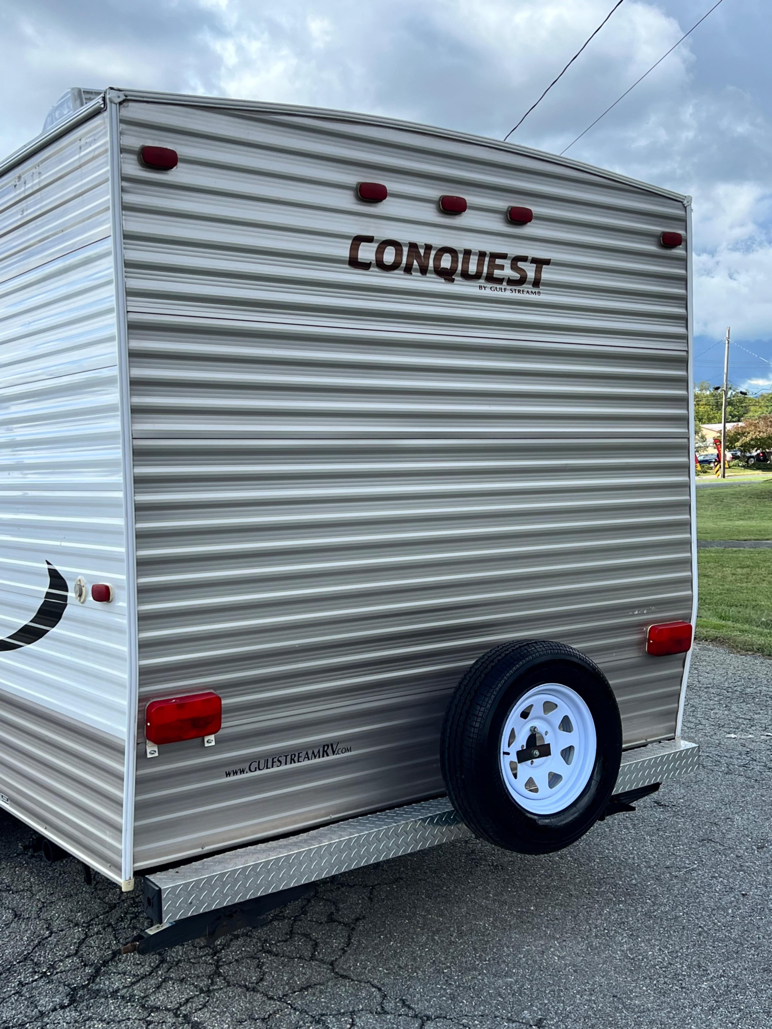 2013 Gulf Stream Track & Trail 27 RTH Trailer