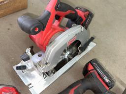 Milwaukee M18 Red LitHIUM Grease GUN