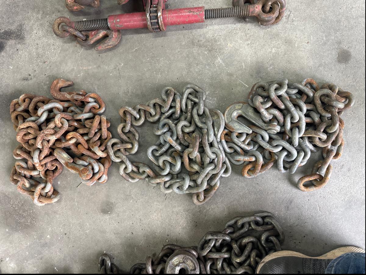 Lot of (3) Chains Grade 70