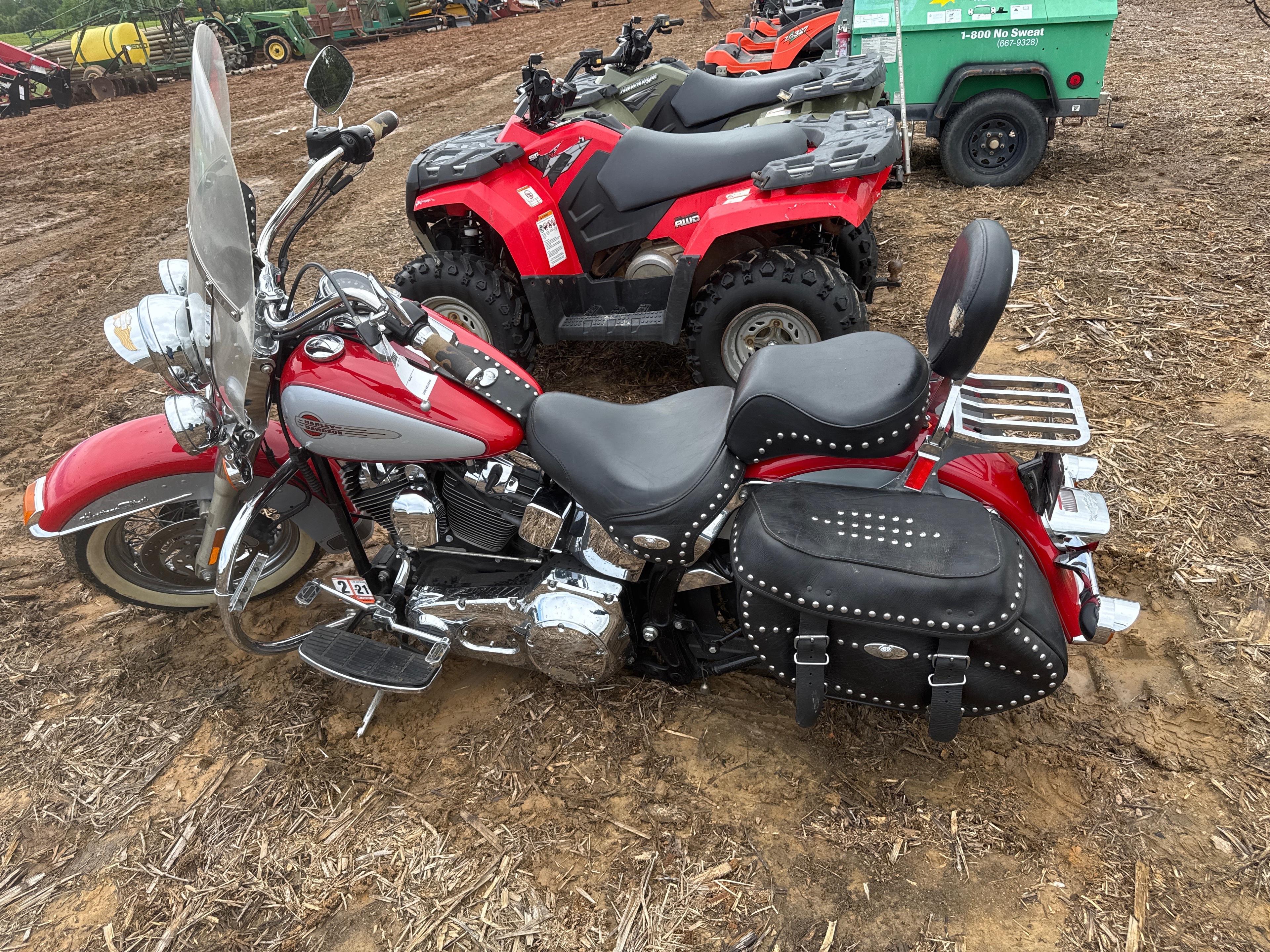 2002 Harley-Davidson Softail  FLSTCI Motorcycle