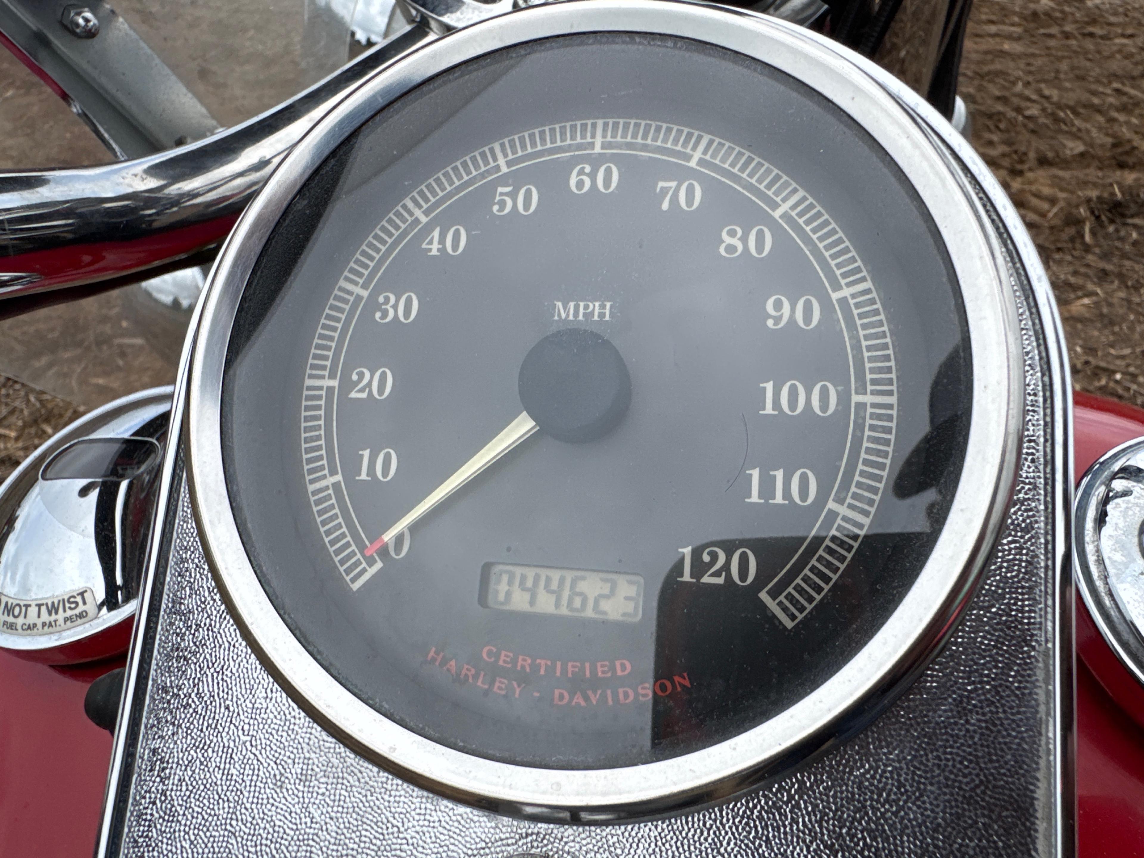2002 Harley-Davidson Softail  FLSTCI Motorcycle