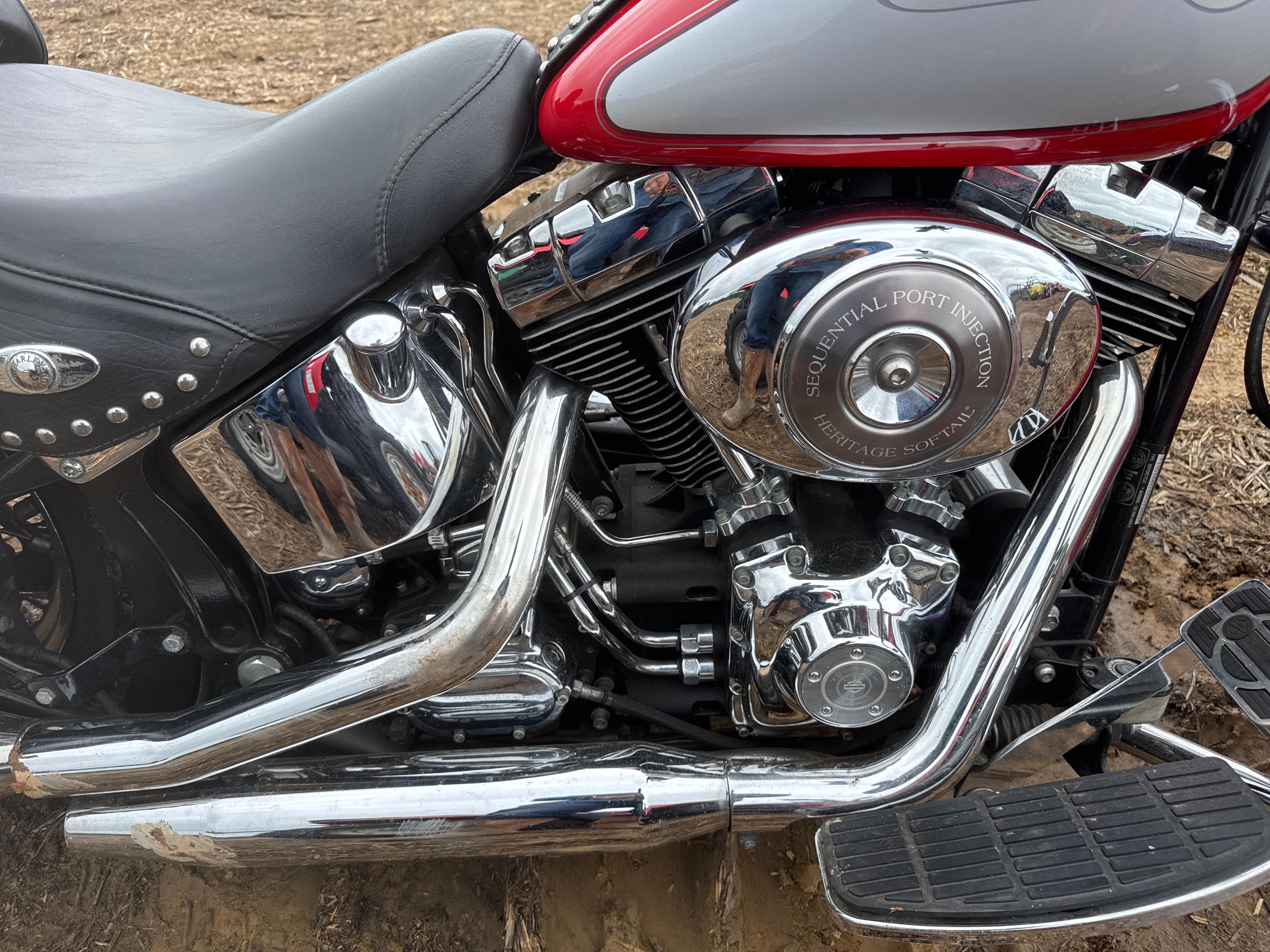 2002 Harley-Davidson Softail  FLSTCI Motorcycle