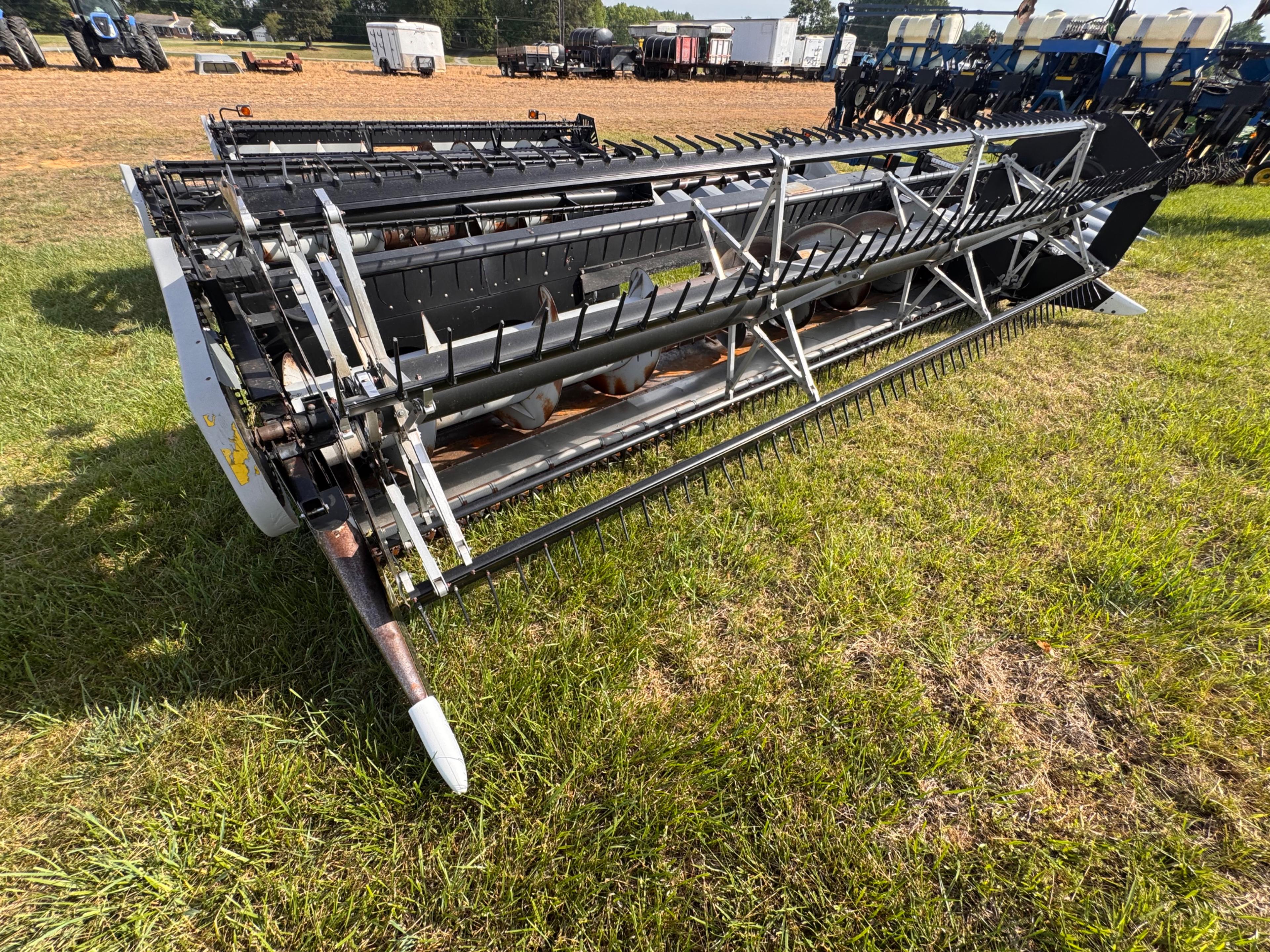 Agco 8000 18 ft Flex Grain Head