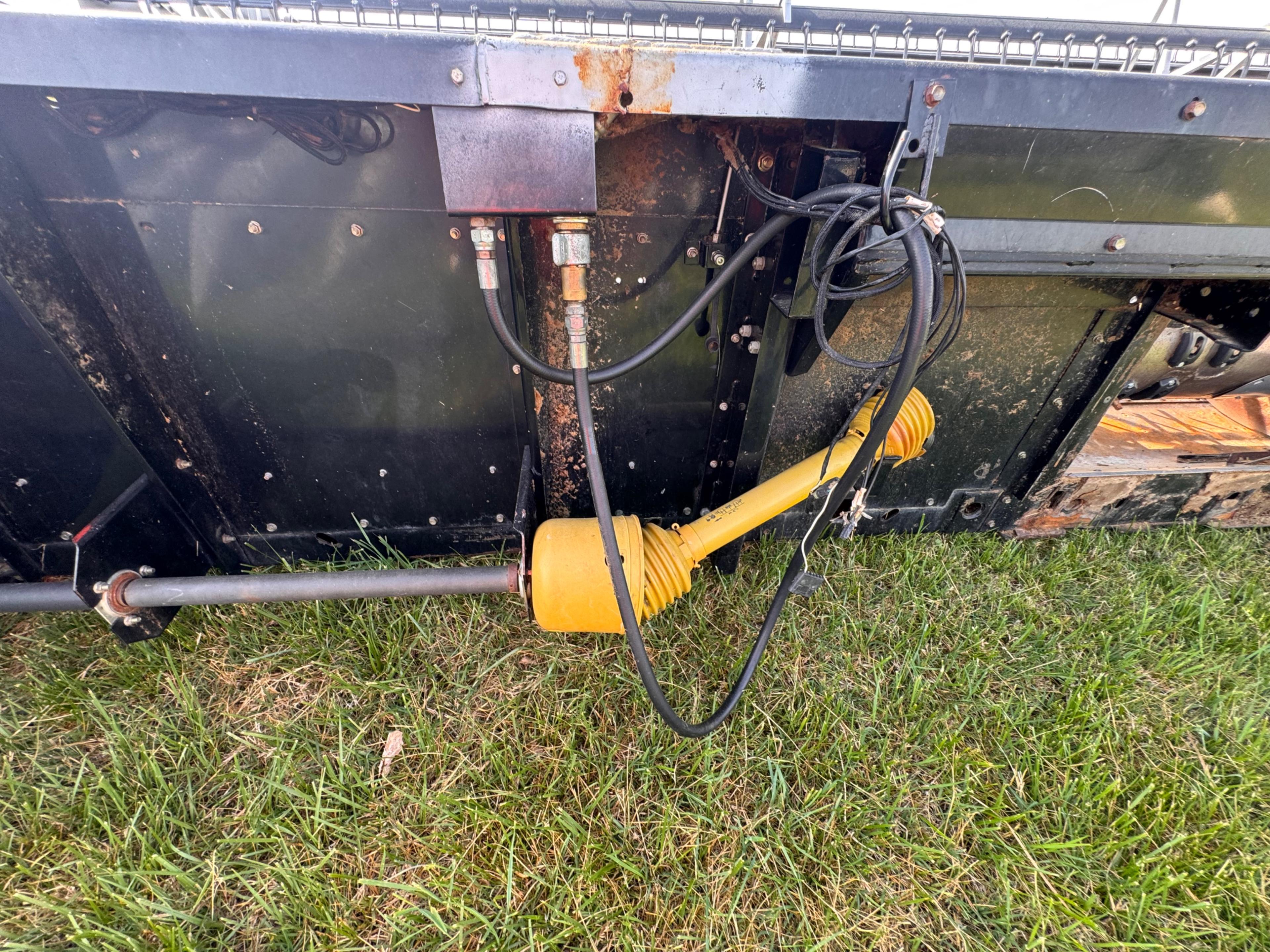 Agco 8000 18 ft Flex Grain Head
