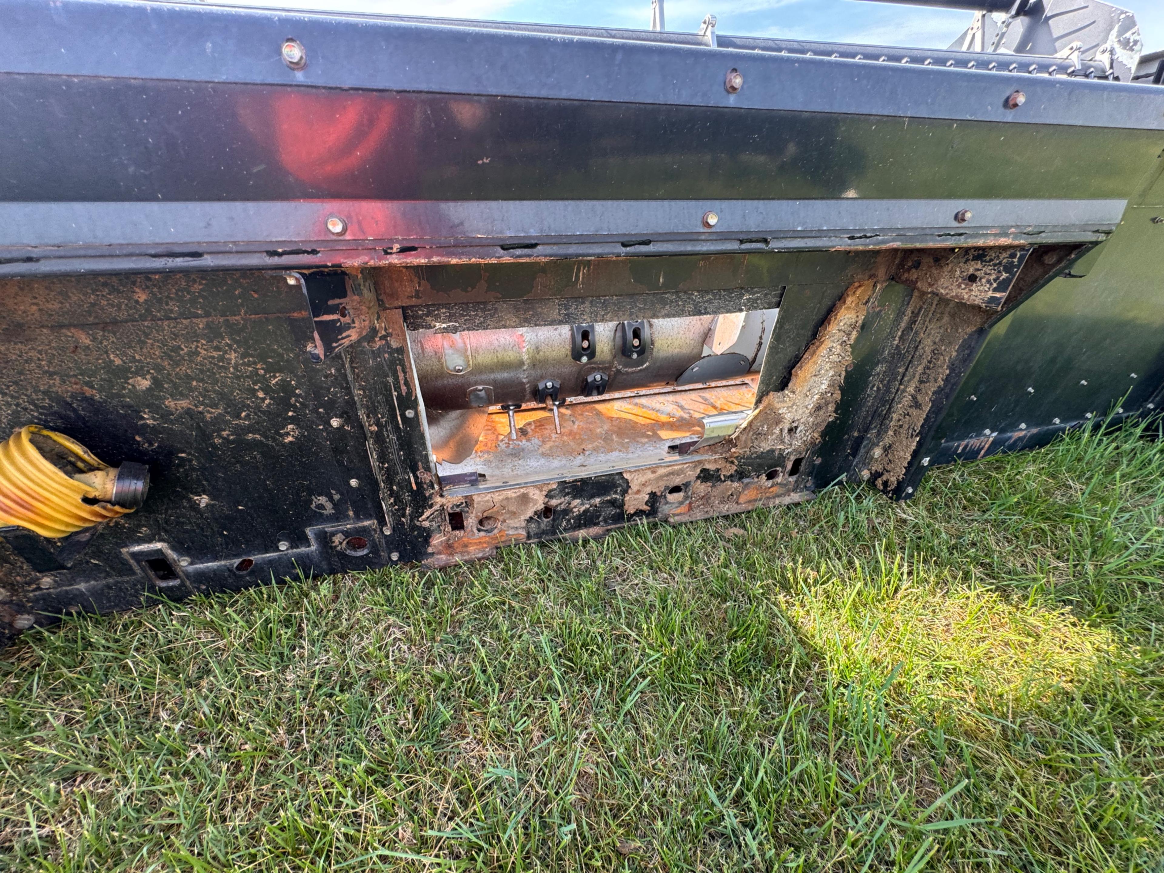 Agco 8000 18 ft Flex Grain Head