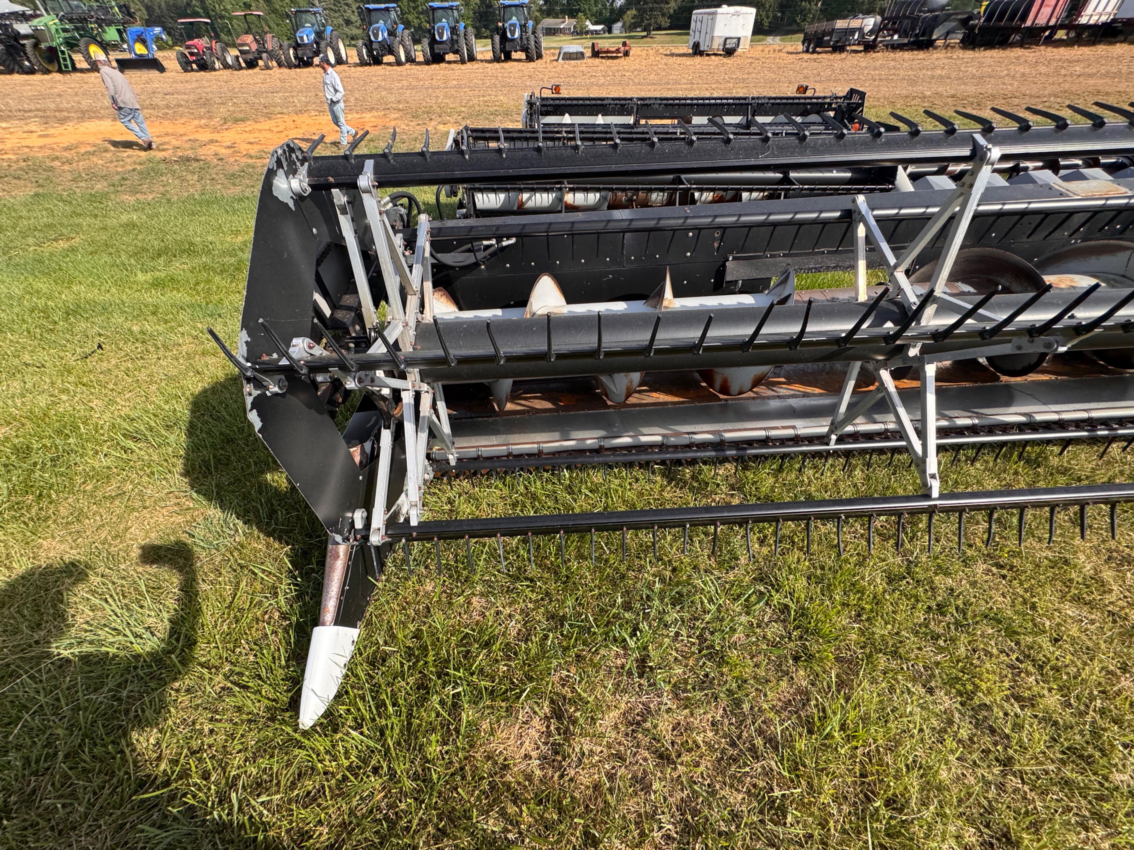 Agco 8000 18 ft Flex Grain Head